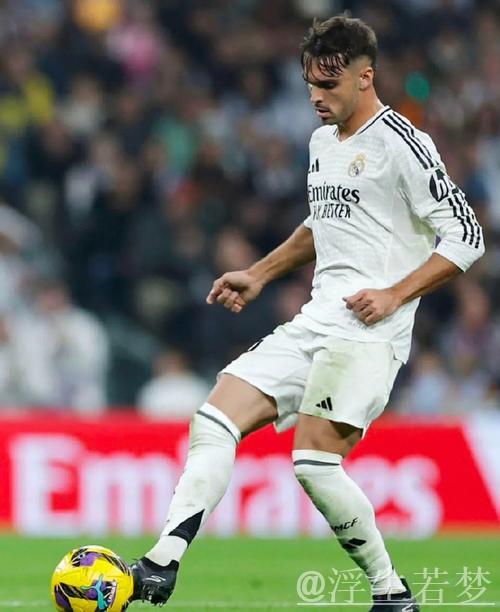 皇马球员身价更新:4位亿元先生领衔,居莱尔飙升至9000万 皇马球员身价更新:4位亿元先生领衔,居莱尔飙升至9000万